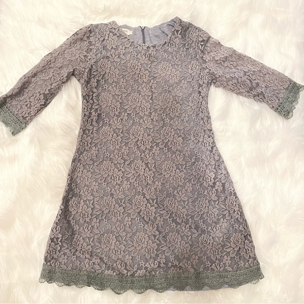 April girl beautiful dress size 12-14